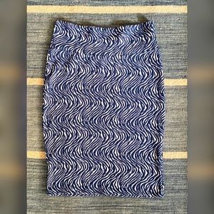 LuLaRoe blue wave pattern Cassie pencil skirt sz M